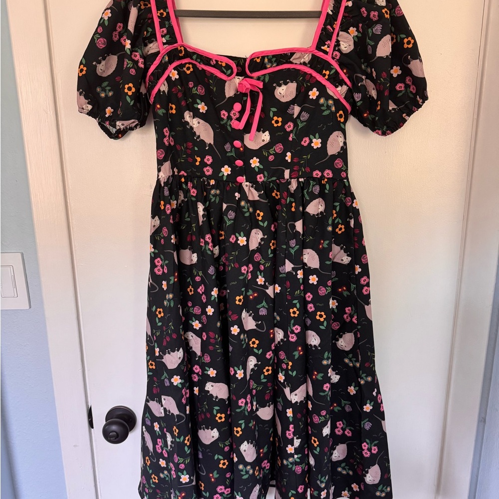 NWT Unique Vintage 1940s Black & Pink Awesome Possum Swing Dress